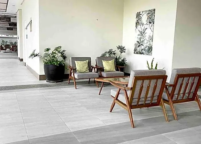 Stylish 2br | Wi-fi | With Free Parking 마닐라