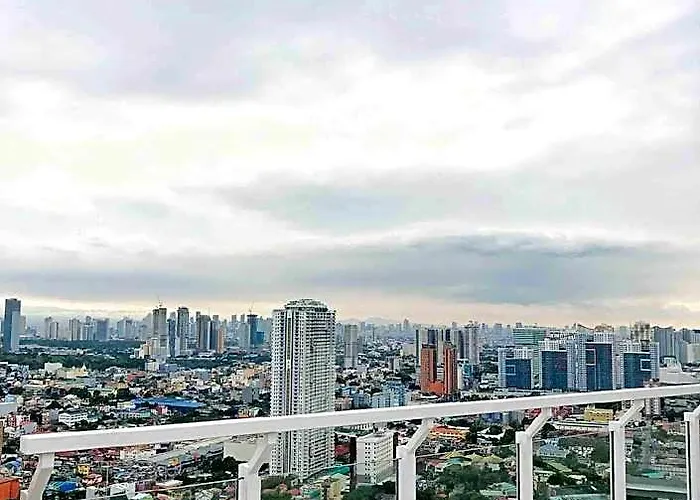 Stylish 2br | Wi-fi | With Free Parking
