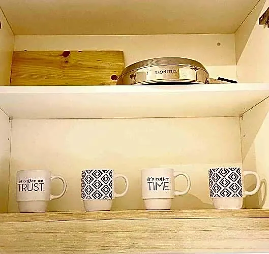 호텔 Stylish 2br | Wi-fi | With Free Parking 4*