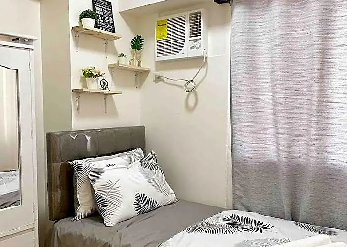 Stylish 2br | Wi-fi | With Free Parking 호텔 4*