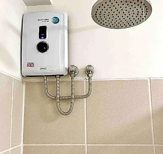 호텔 Stylish 2br | Wi-fi | With Free Parking 4*